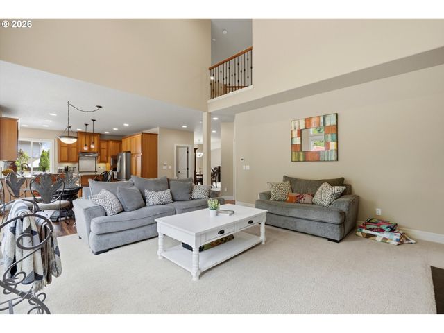 127 Sw GABBERT Rd, Gresham, OR 97080