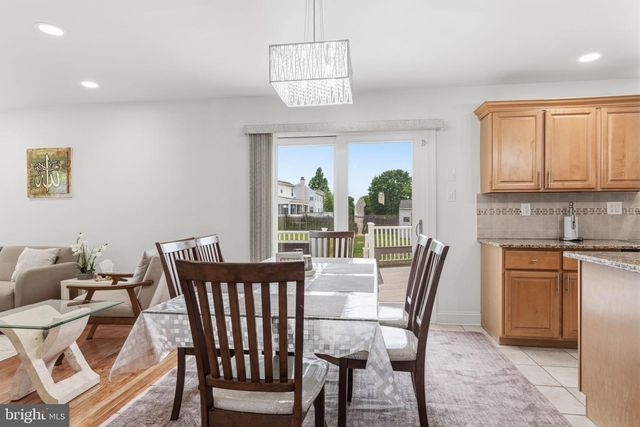 2732 WOODSVIEW DR, Bensalem, PA 19020