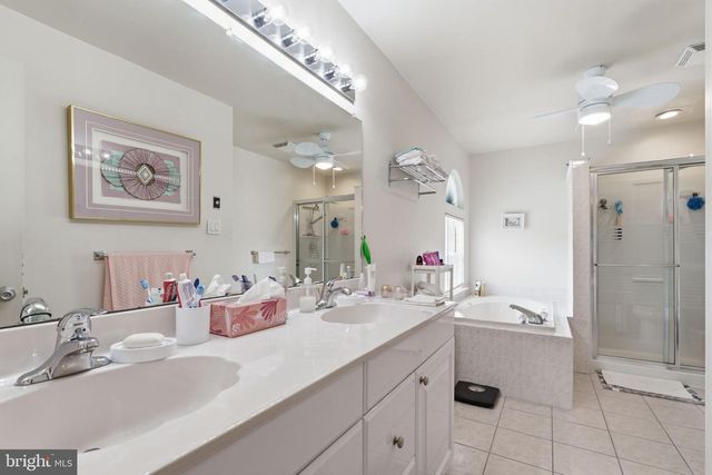 2732 WOODSVIEW DR, Bensalem, PA 19020