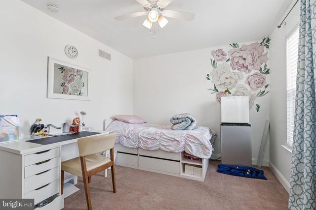 2732 WOODSVIEW DR, Bensalem, PA 19020