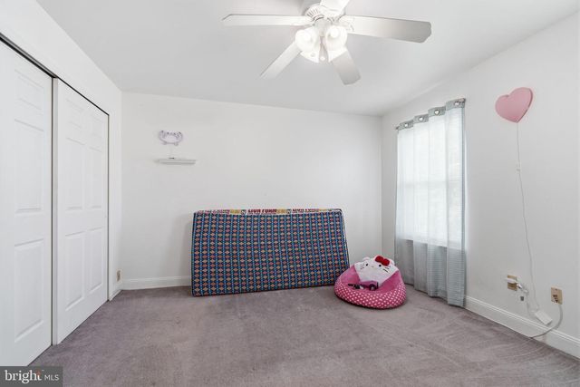 2732 WOODSVIEW DR, Bensalem, PA 19020