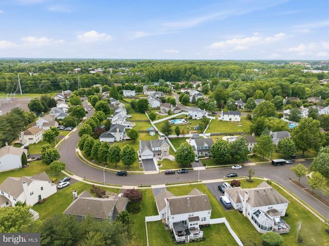 2732 WOODSVIEW DR, Bensalem, PA 19020