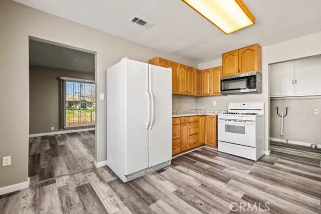 45021 11th West, Lancaster, CA 93534