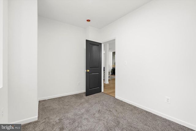 1300 WALNUT AVE, Baltimore, MD 21229