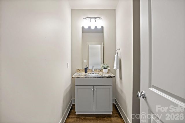 2530 Bay Street, Charlotte, NC 28205
