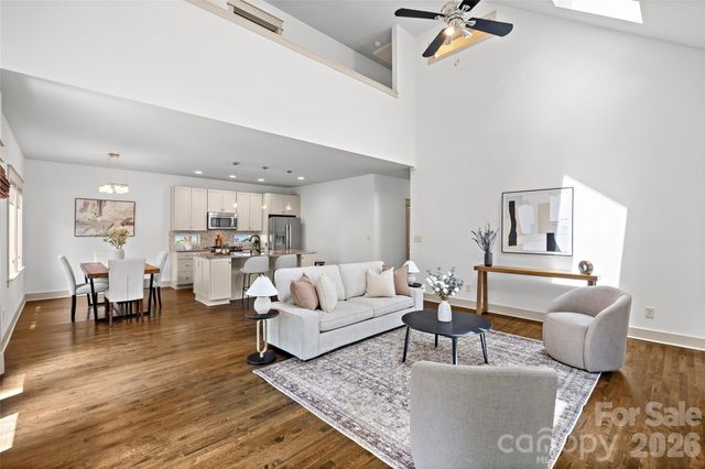2530 Bay Street, Charlotte, NC 28205