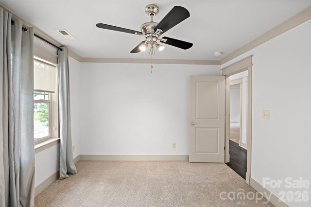 2530 Bay Street, Charlotte, NC 28205