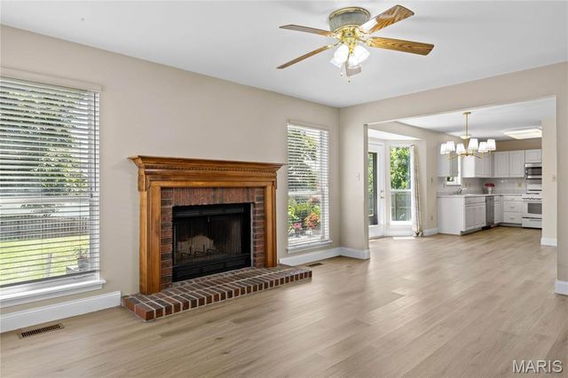 1114 Arbor Spring Court, Ballwin, MO 63021