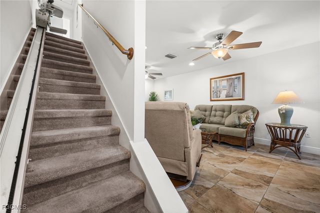 4803 SW Santa Barbara CT 8, Cape Coral, FL 33914