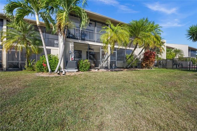 4803 SW Santa Barbara CT 8, Cape Coral, FL 33914