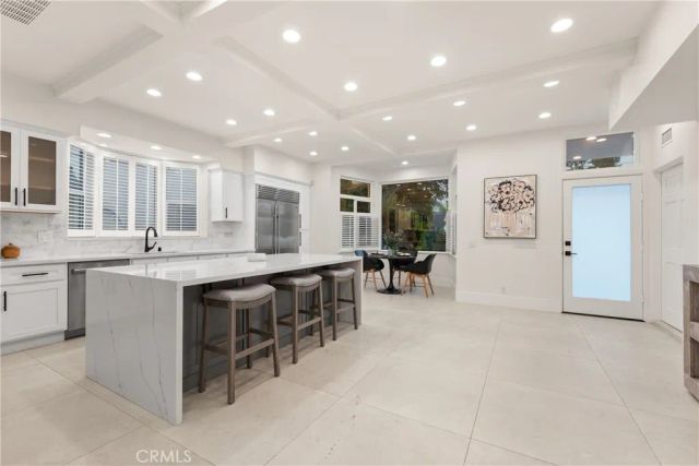 14713 Valleyheart Drive, Sherman Oaks, CA 91403