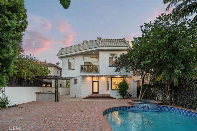 14713 Valleyheart Drive, Sherman Oaks, CA 91403