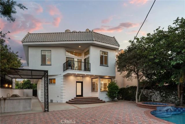 14713 Valleyheart Drive, Sherman Oaks, CA 91403