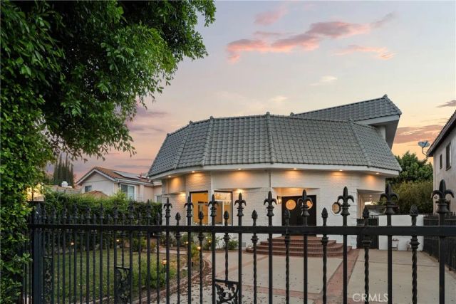 14713 Valleyheart Drive, Sherman Oaks, CA 91403