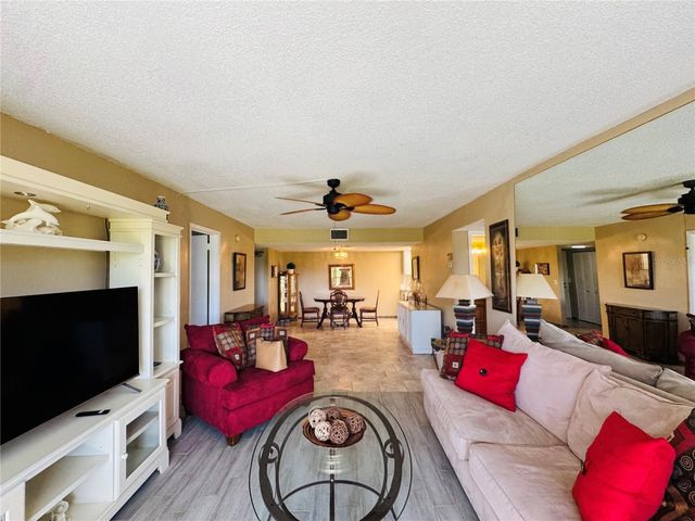 4119 61ST AVENUE TERRACE W 102, Bradenton, FL 34210