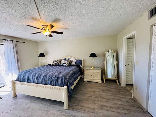 4119 61ST AVENUE TERRACE W 102, Bradenton, FL 34210