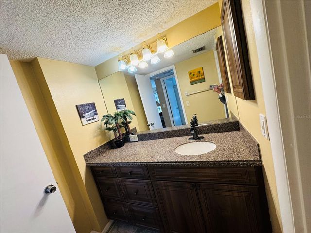 4119 61ST AVENUE TERRACE W 102, Bradenton, FL 34210