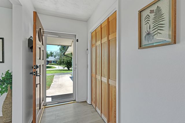 206 E Hamlin, Andover, KS 67002