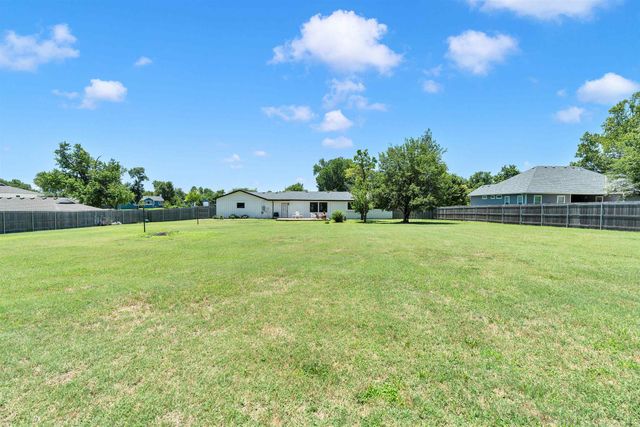 206 E Hamlin, Andover, KS 67002