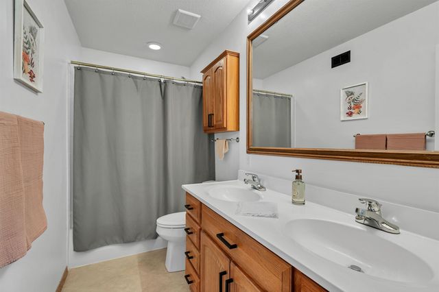 206 E Hamlin, Andover, KS 67002