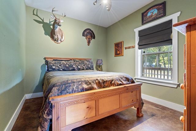 22624 Marsh Road, Siloam Springs, AR 72761