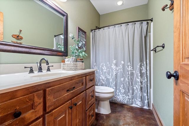 22624 Marsh Road, Siloam Springs, AR 72761