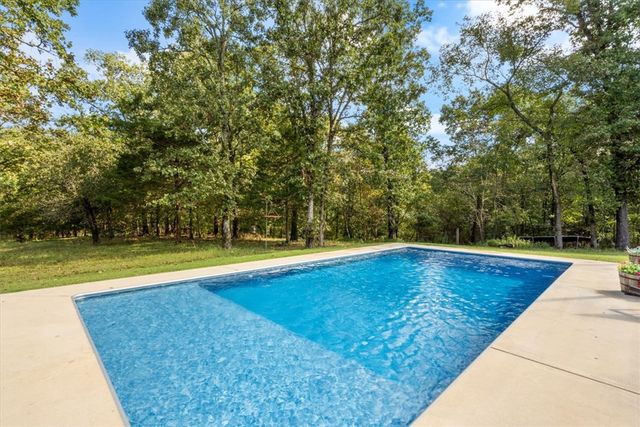 22624 Marsh Road, Siloam Springs, AR 72761