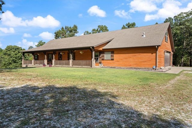22624 Marsh Road, Siloam Springs, AR 72761
