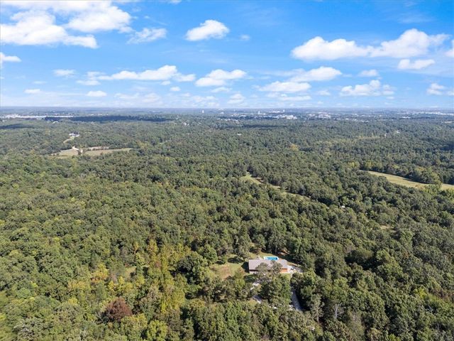 22624 Marsh Road, Siloam Springs, AR 72761