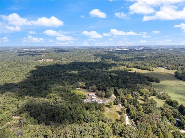 22624 Marsh Road, Siloam Springs, AR 72761