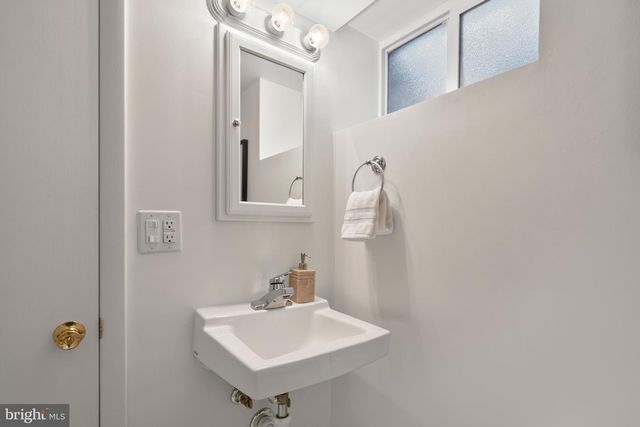 922 S SAINT ASAPH ST, Alexandria, VA 22314