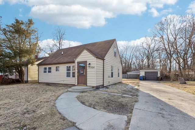 17304 LATHROP Avenue, East Hazel Crest, IL 60429