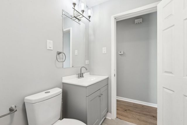 17304 LATHROP Avenue, East Hazel Crest, IL 60429
