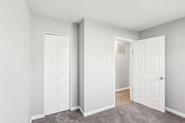 17304 LATHROP Avenue, East Hazel Crest, IL 60429