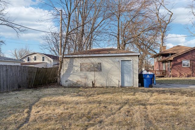 17304 LATHROP Avenue, East Hazel Crest, IL 60429