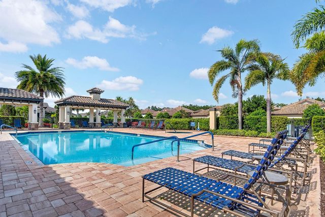 4417 AMALFI AVENUE, Sarasota, FL 34243