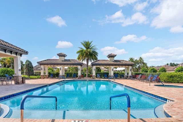 4417 AMALFI AVENUE, Sarasota, FL 34243