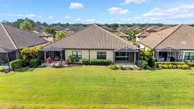 4417 AMALFI AVENUE, Sarasota, FL 34243