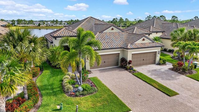 4417 AMALFI AVENUE, Sarasota, FL 34243