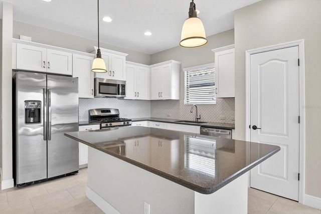4417 AMALFI AVENUE, Sarasota, FL 34243