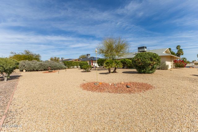 19214 N 133RD Avenue, Sun City West, AZ 85375