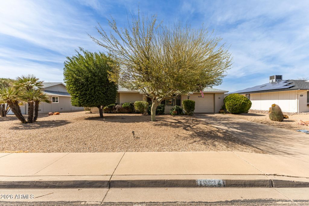 19214 N 133RD Avenue, Sun City West, AZ 85375