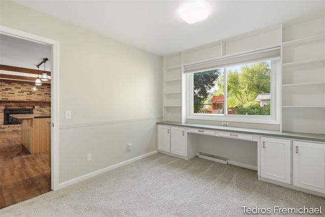 2423 Ridgefield Road, Portage, MI 49024
