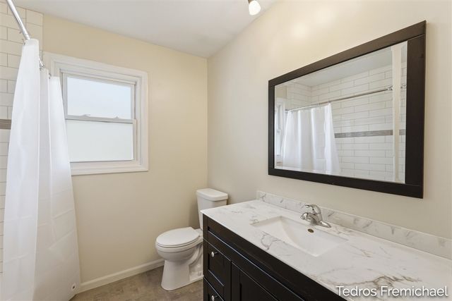 2423 Ridgefield Road, Portage, MI 49024