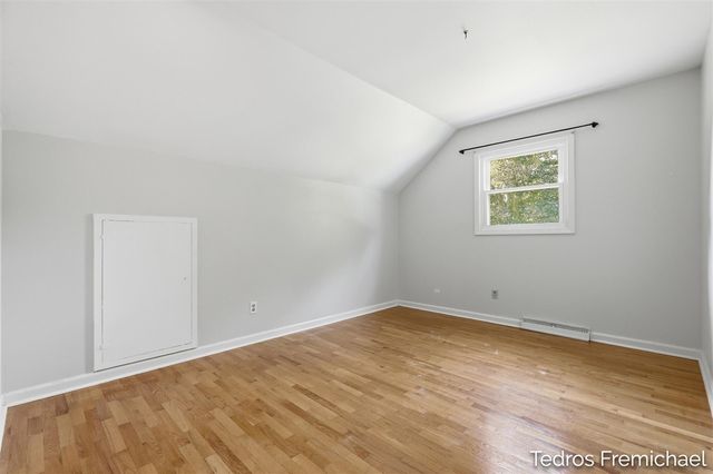 2423 Ridgefield Road, Portage, MI 49024