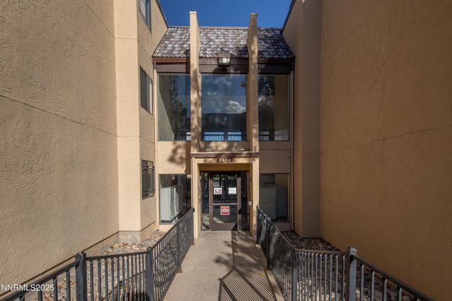 2450 Lymbery Street APT 213, Reno, NV 89509