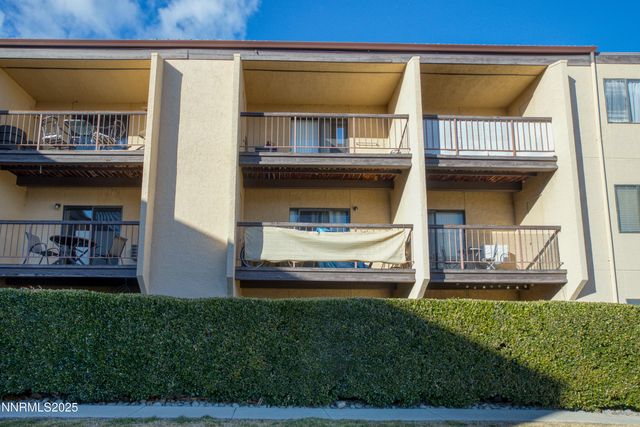 2450 Lymbery Street APT 213, Reno, NV 89509