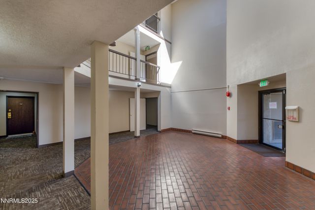 2450 Lymbery Street APT 213, Reno, NV 89509