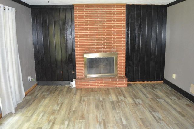 11403 Orchard Road, Kansas City, MO 64134