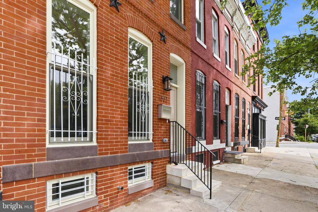 Image 34 of property listing at 1307 N BROADWAY, Baltimore, MD 21213